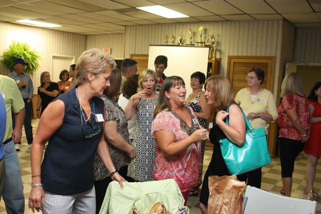 1001137_10201709506242774_420924706_n