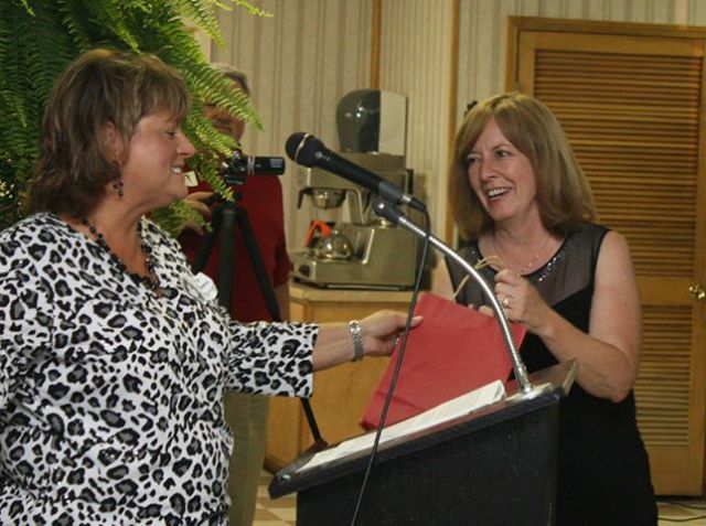 530295_10201709554523981_988834668_n